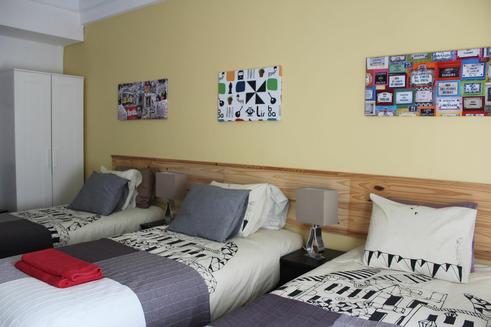 Tripgeo Guesthouse Lisbon Exterior photo